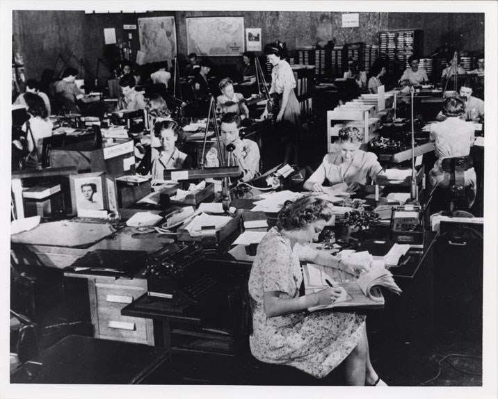 U.S. Army SIS cryptologists, in Arlington Hall, circa 1943