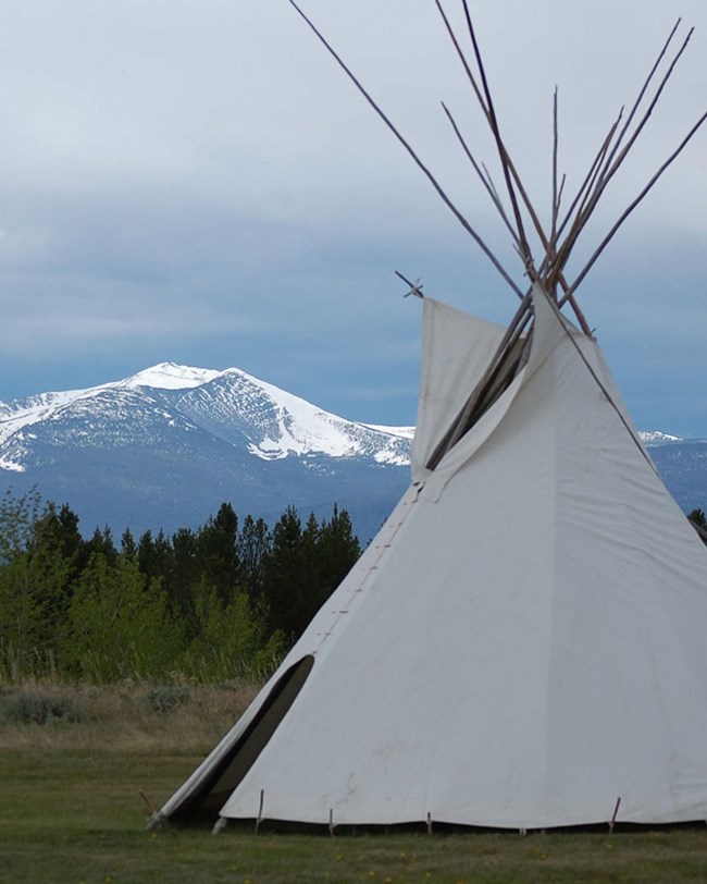 tepee and mountains