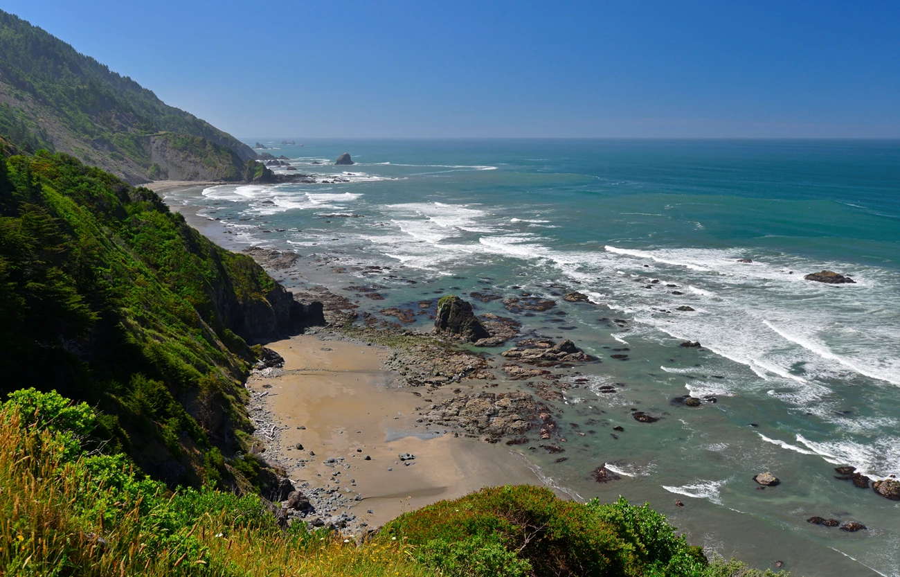 Photo 4.1 Redwood-Enderts Beach rocky pacific coast