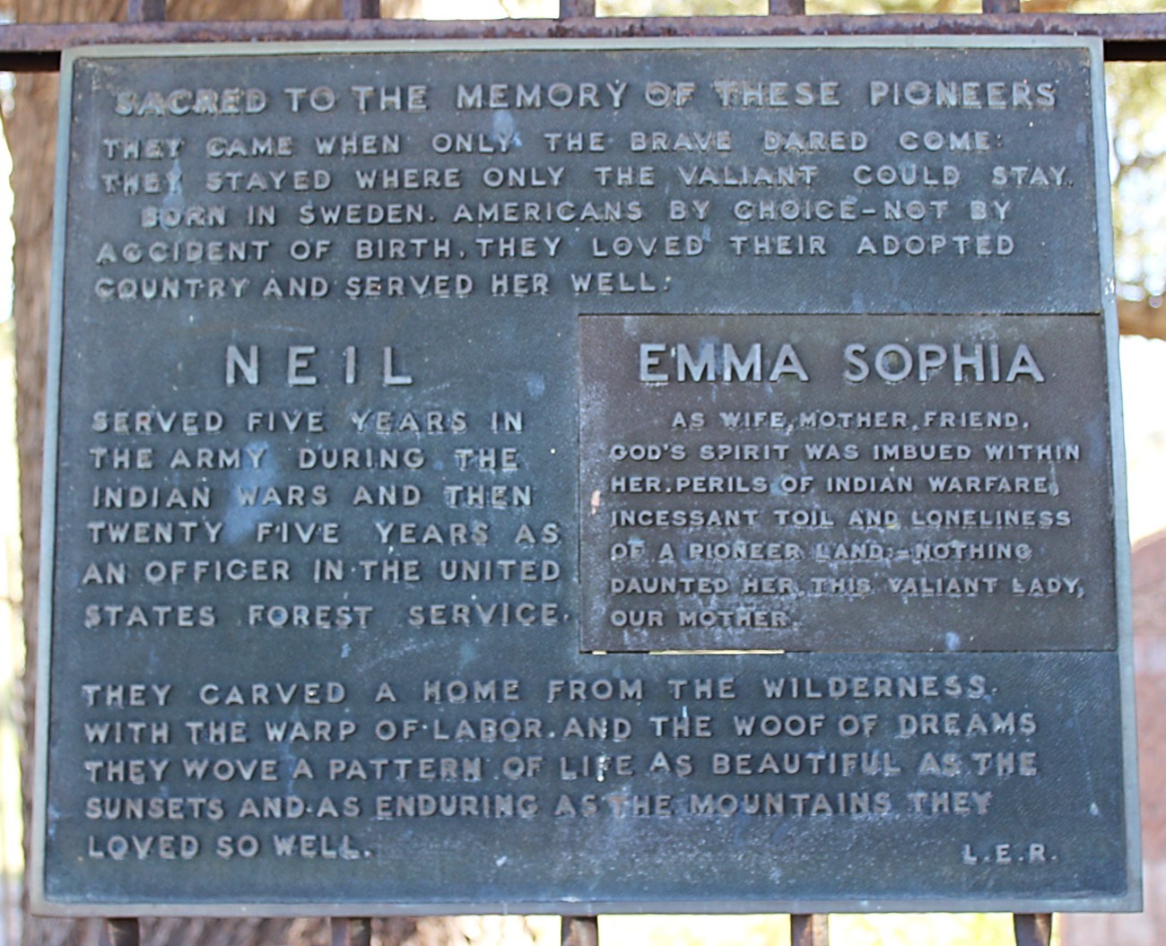 Plaque memorializing Neil and Emma Erickson.