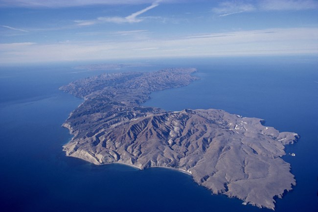 lt= Aerial view of Santa Cruz Island. ©Tim Hauf, timhaufphotography.com
