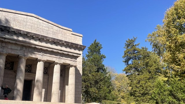 First Lincoln Memorial 