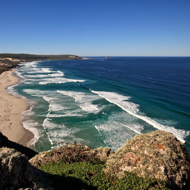 View of coastline from Harris Point. ©Tim Hauf, timhaufphotography.com