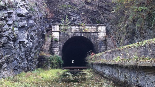 Paw Paw Tunnel