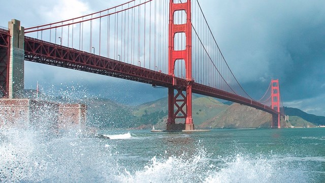 Splash of water over fort point and ggbridge