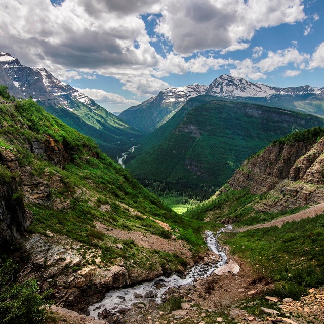 A road through the mountains