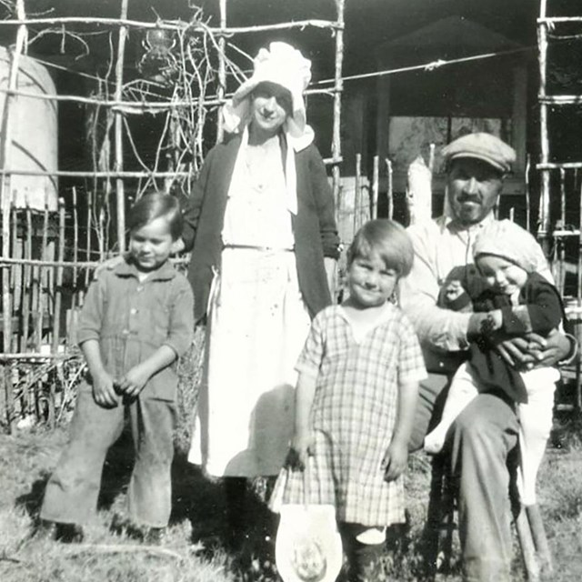 Bill and Frances Keys and Family