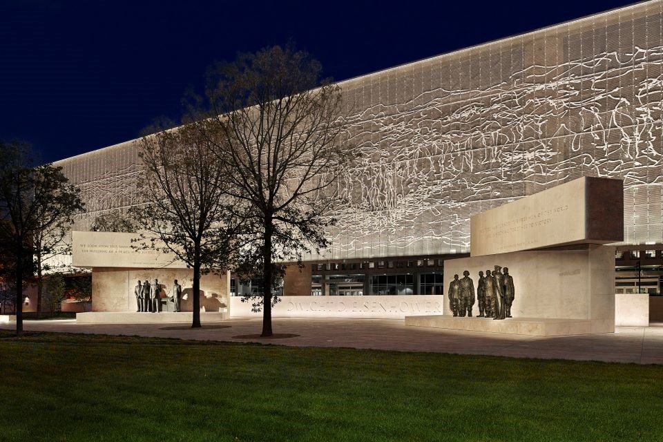 Tapestry at Eisenhower Memorial at night