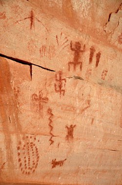 Rock art along Bright Angel Trail