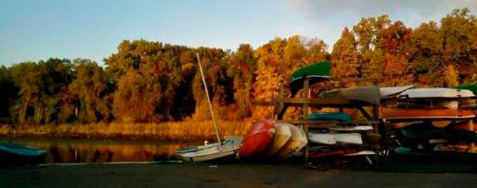 Small craft at the launch at Belle Haven Marina