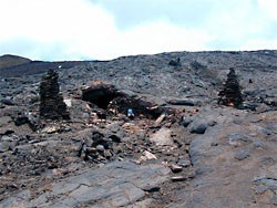 Mauna Loa shelter cave