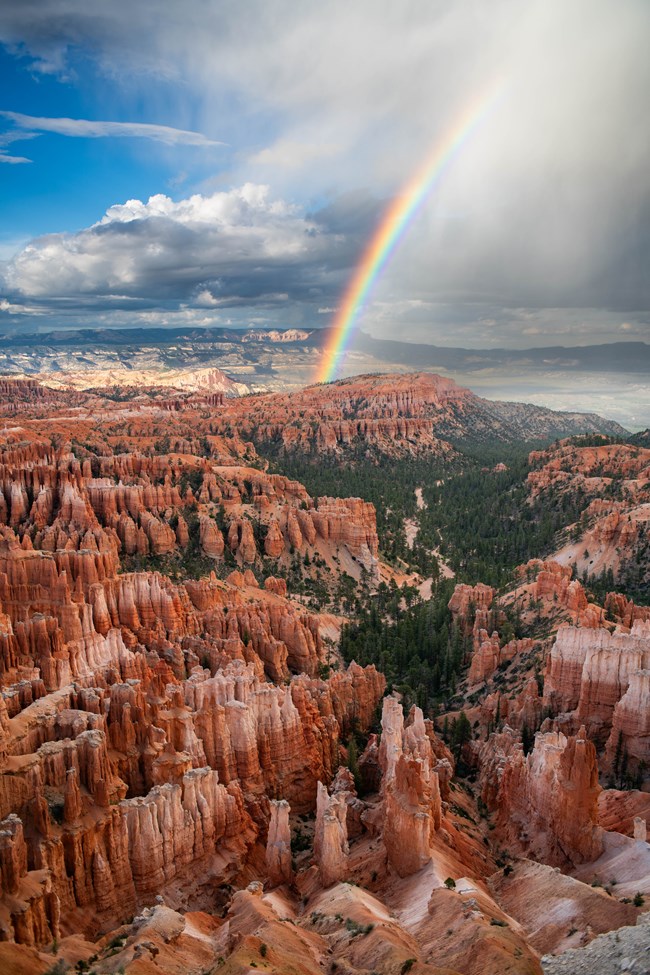 Rainbow over Bryce Canyon hoodoos seen from Inspiration Point