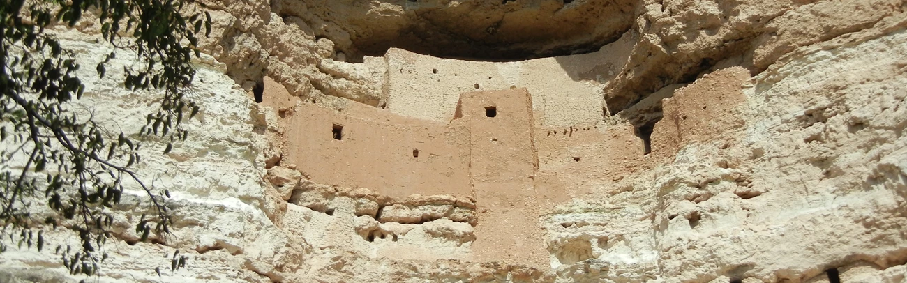 Cliff dwellings, Montezuma Castle National Monument Cliff dwellings, Montezuma Castle National Monument