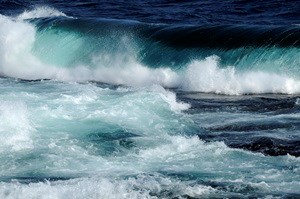 High waves breaking on Lake Superior.