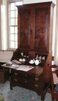 Image of Desk