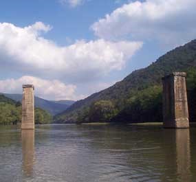 Bridge piers on New River near Glade Creek