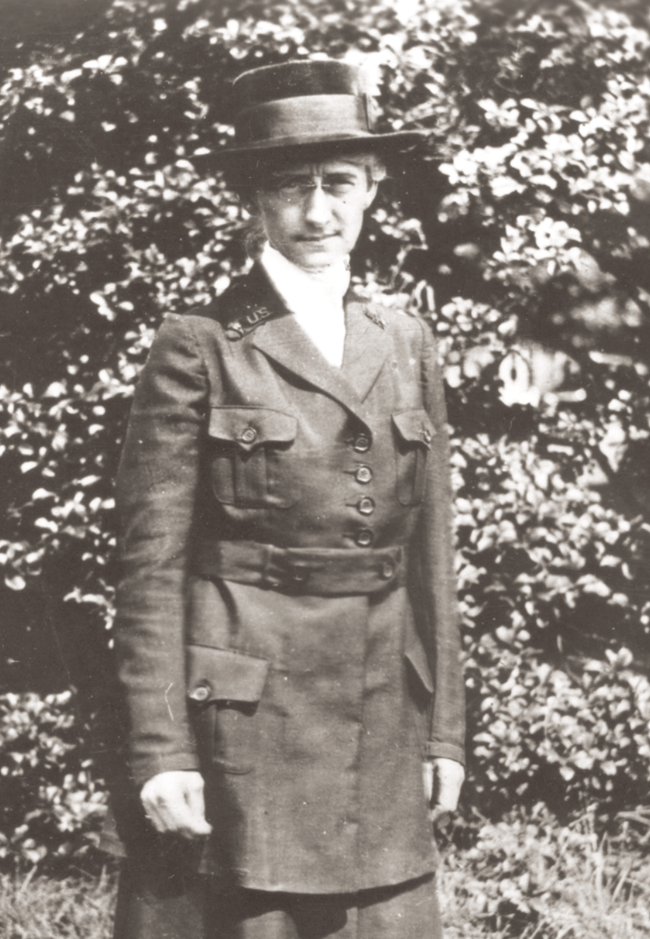 Army Nurse Corps Superintendent Dora E. Thompson woman in nurses uniform