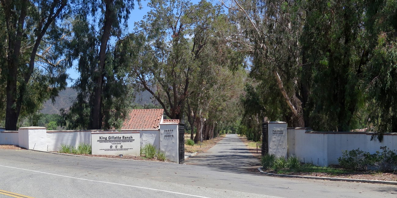 Santa Monica Mountains Interagency Visitor Center entrance