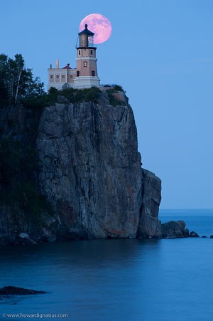 Split Rock Lighthouse, Minnesota, ref# 69000073, photograph from HowardIgnatius_ on Flickr Lighthouse on rocky outrcop