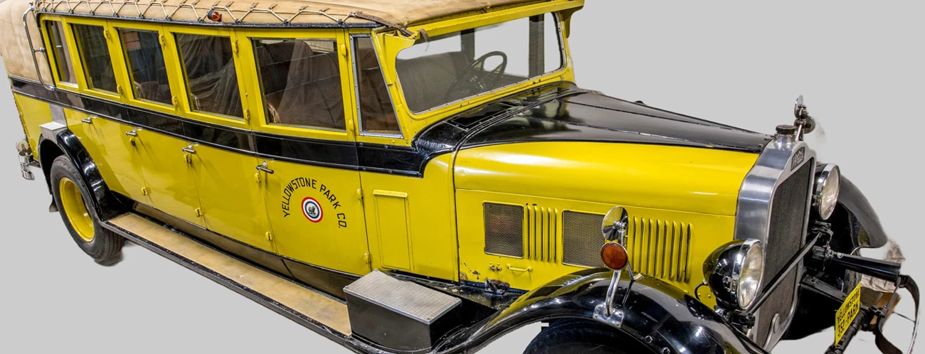 Model 614 Tour Bus