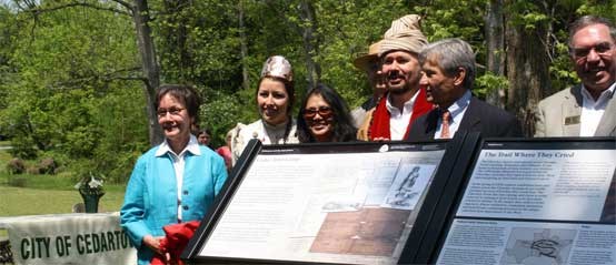 Photo of the unveiling of the Cedartown exhibits